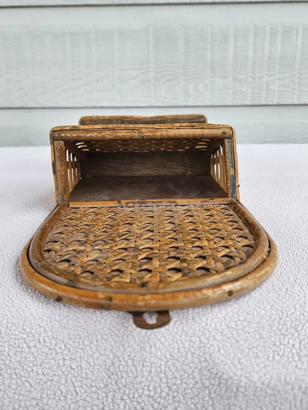 VTG Bamboo Rattan Woven Wooden Hanging Wall Basket Letter Paper Organizer MCM